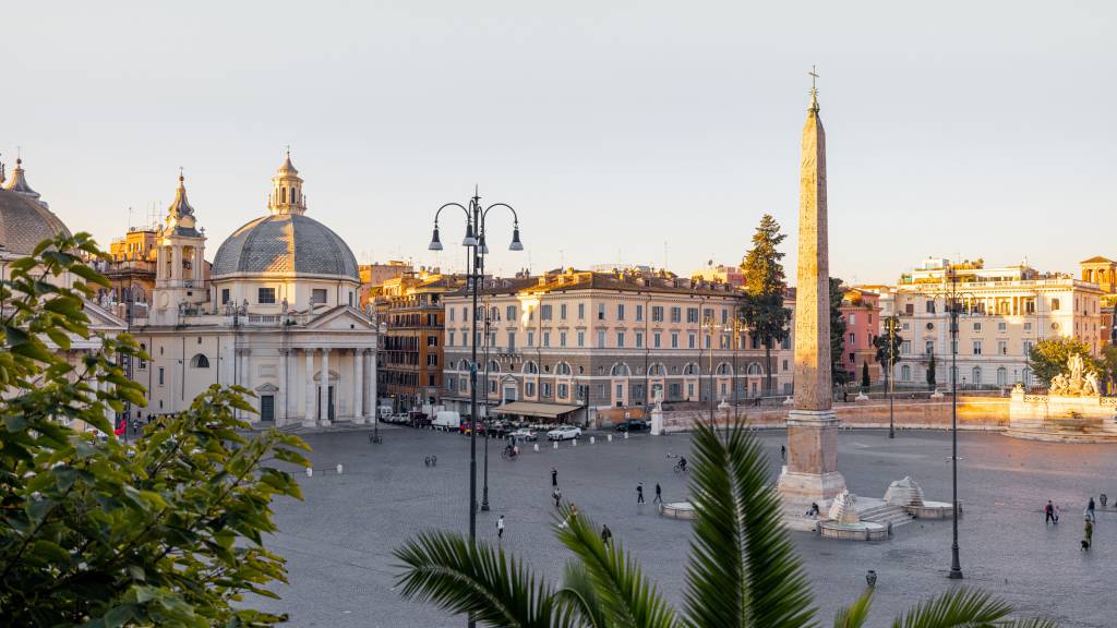 Piazza-del-popolo-rome-croce-apartments-sfondo